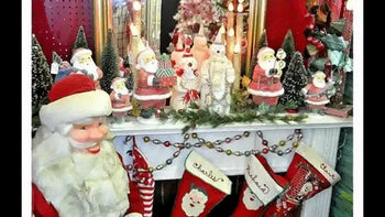 Vintage & Nostalgic Christmas Decor