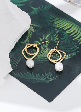 Geometric Drop Natural Pearl Earrings